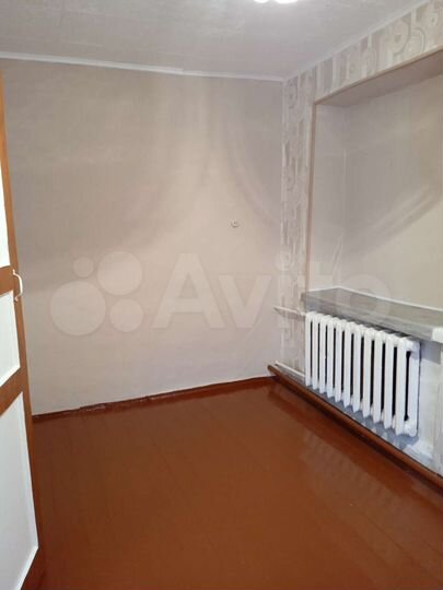 2-к. квартира, 43 м², 1/3 эт.