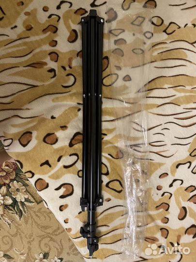 Кольцевая лампа и штатив