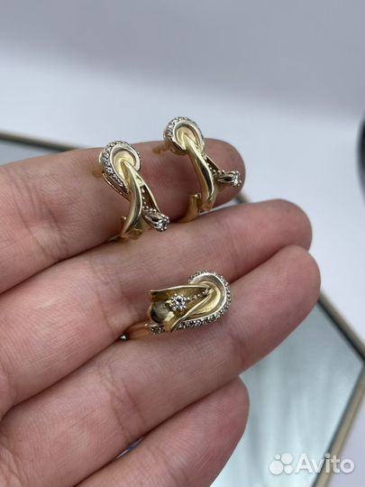 Золотые серьги с бриллиантами 6.35 гр