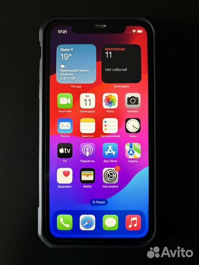 iPhone 11, 64 ГБ