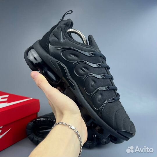 Кроссовки Nike Air Vapormax Plus 