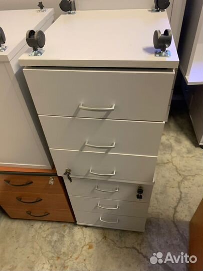 Тумба офисная выкатная