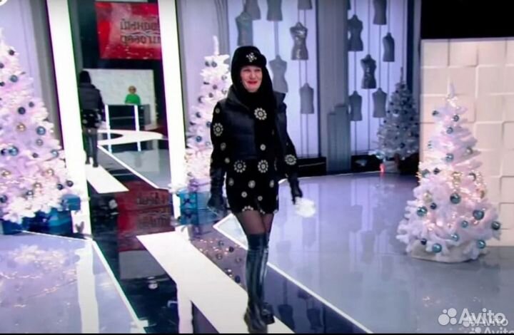 Платье бархат 42-44 размер