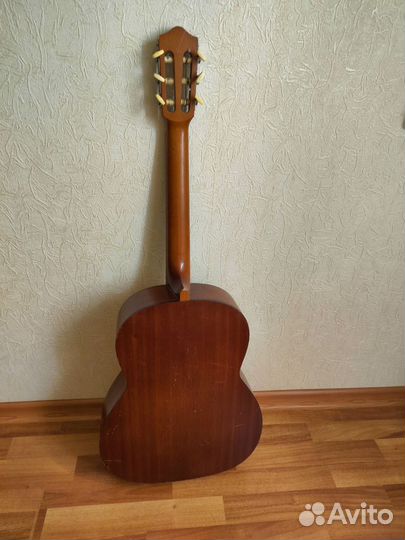 Классическая гитара бу