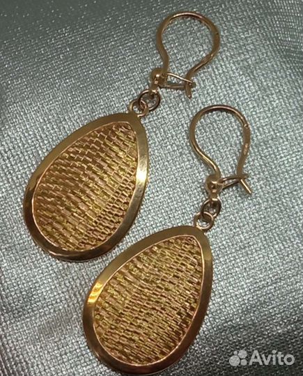 Золотые серьги