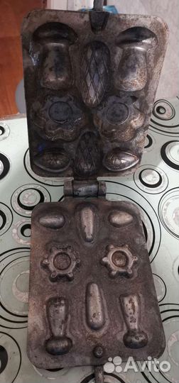 Форма для выпечки орешница