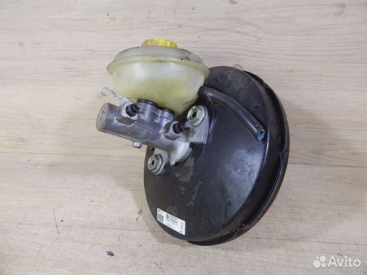 Усилитель тормозов вакуумный Vw Passat B5