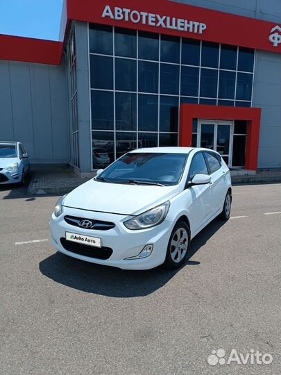 Hyundai Solaris 1.6 AT, 2011, 193 100 км