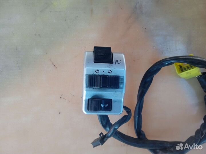 Suzuki Boulevard M50 / Intruder M800.2005. Пульт