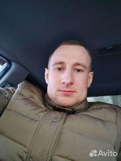 Водитель с личным легковым автомобилем