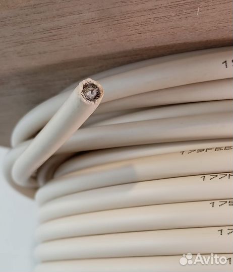 Межблочный аудио кабель AudioQuest