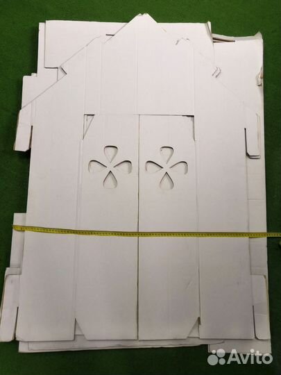 Картонный домик