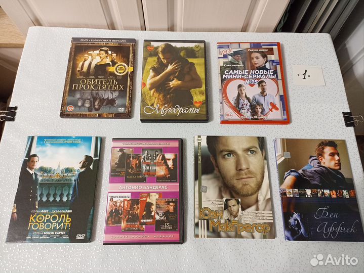 Видеокассеты с фильмами все сразу