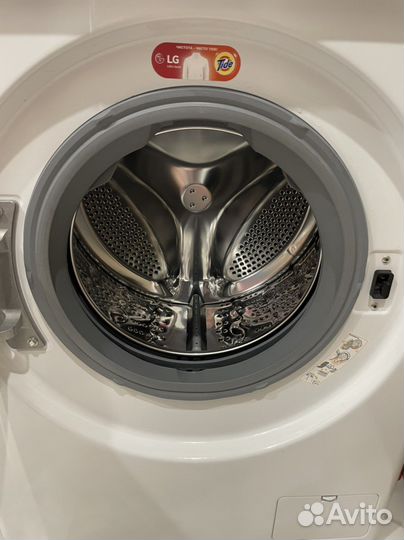 Стиральная машина LG F2H5HS6W