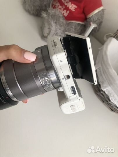 Компактный фотоаппарат Sony NEX-5N