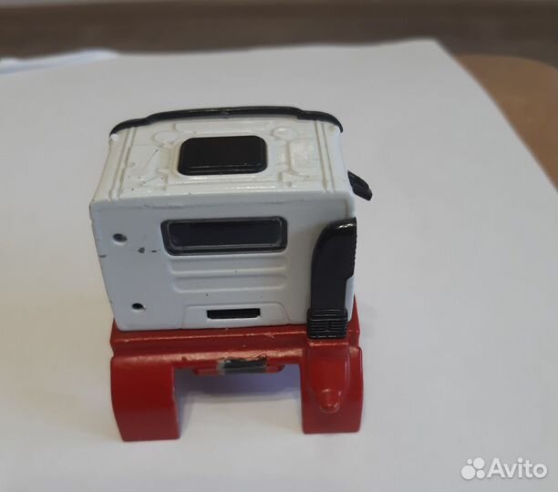 Кабина Renault Kerax 1/50 joal