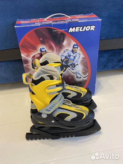 Коньки хоккейные