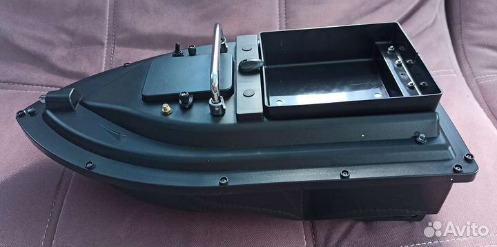 Прикормочный кораблик