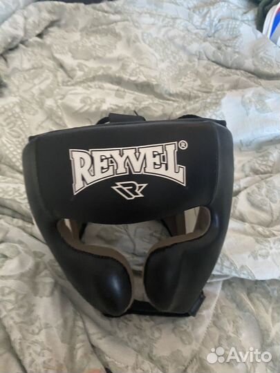 Боксерский шлем Reyvel pro training