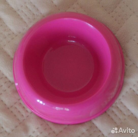 Мисочка розовая, пластмассовая