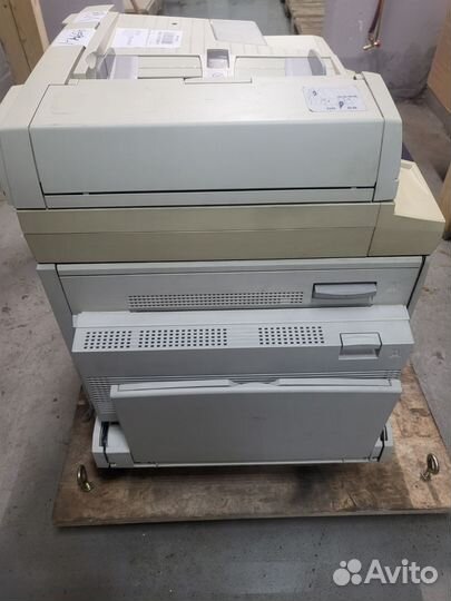 Копировальный центр Xerox C118