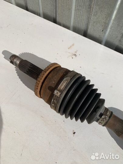 Полуось передний правый Hyundai Solaris седан 1.4