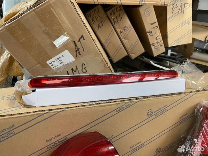 Стоп сигнал Mercedes-benz W203