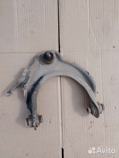 Рычаг передний правый верхний Honda Accord 7