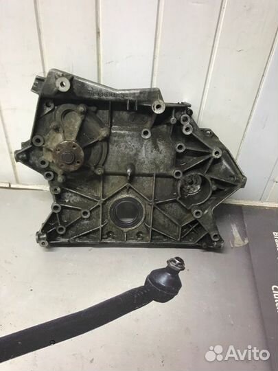 Боковая крышка двигателя Mercedes-Benz E-Class