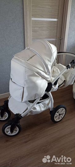 Коляска 2 в 1 эко кожа