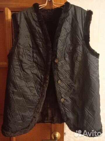 Меховая жилетка