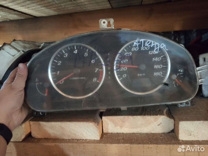 Приборная панель Mazda Atenza