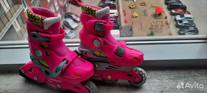 Роликовые коньки