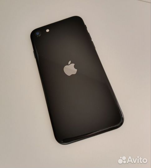 iPhone SE (2020), 128 ГБ