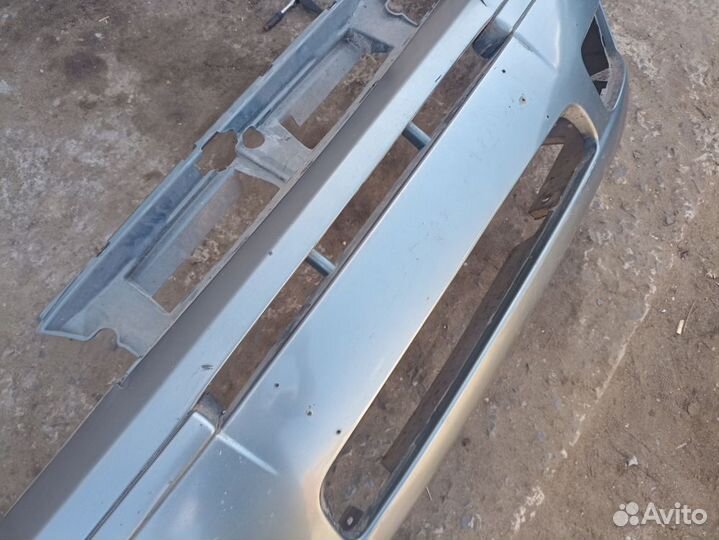 Бампер передний Фиат Альбеа