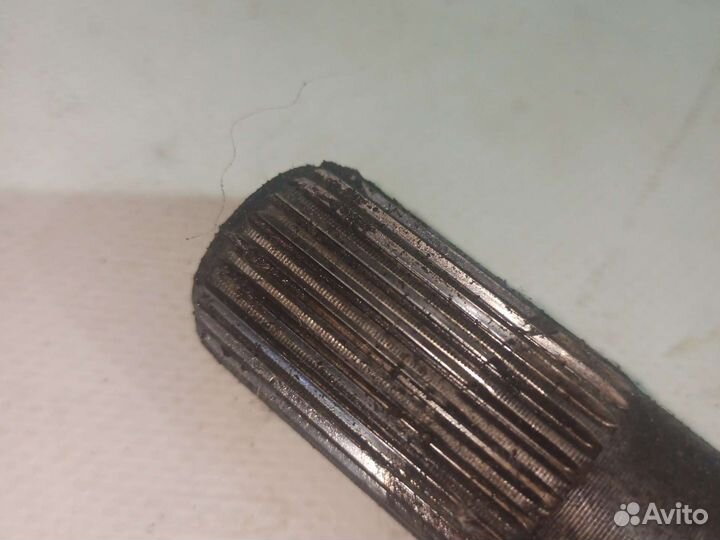 Привод передний правый Grand Cherokee WJ