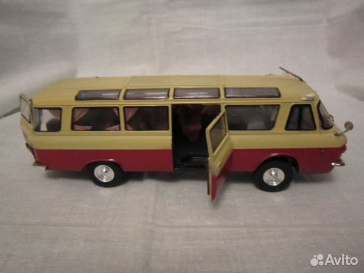 ЗИЛ-118 «юность»