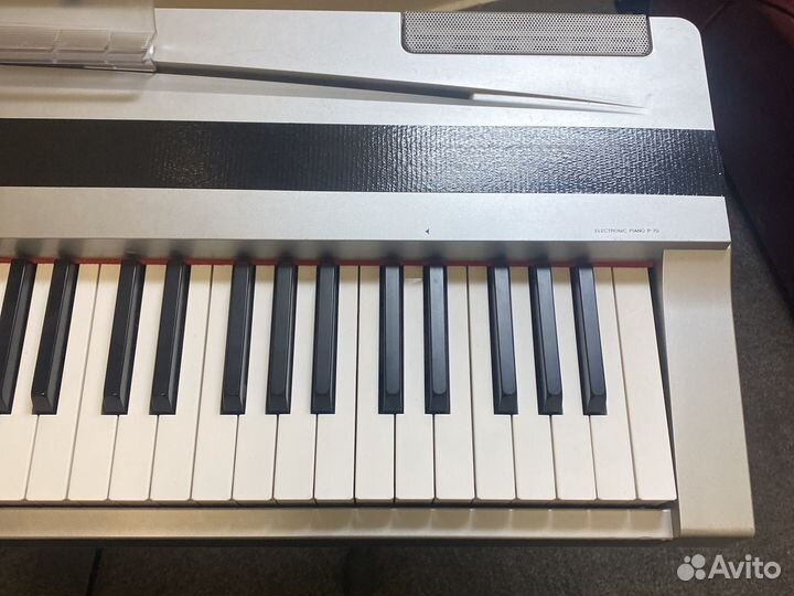Цифровое пианино yamaha p70+ стойка