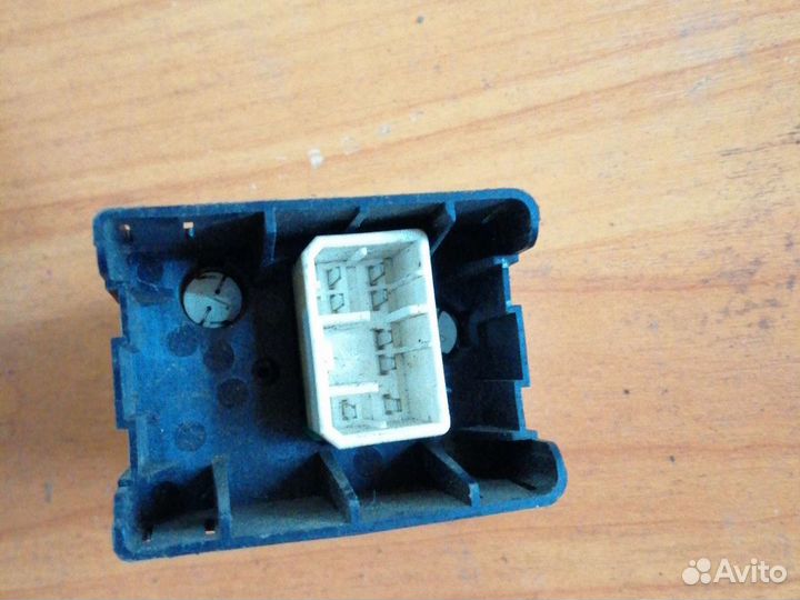 Кнопка переключатель Volvo S40