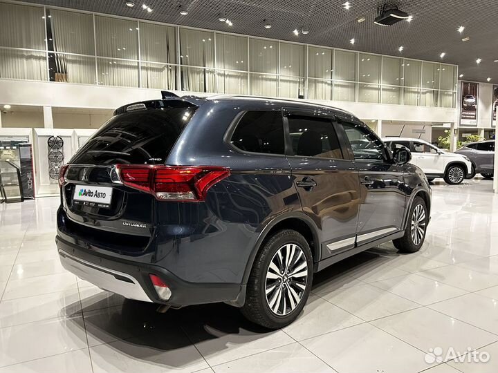 Mitsubishi Outlander 2.0 CVT, 2019, 88 737 км