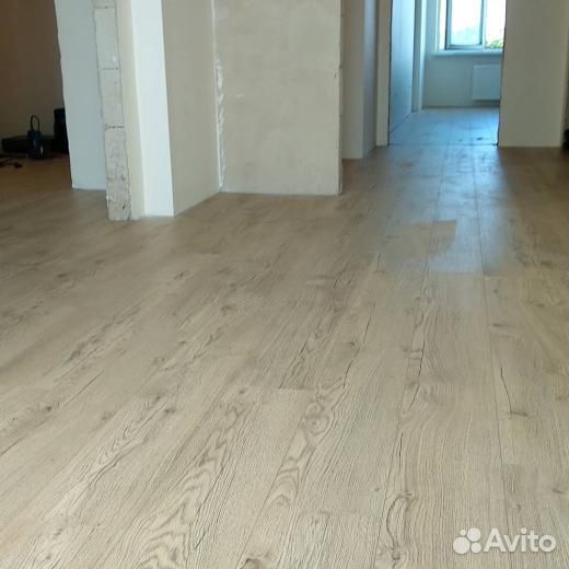 Укладка ламината, настил линолеума,плинтус, фанера