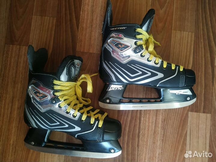 Коньки Хоккейные CCM Vector 6.0 (black) 5.5Е