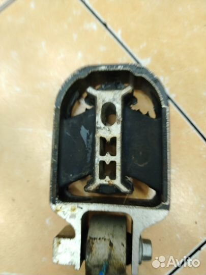 Опора двигателя Volvo V40CC B4154T4