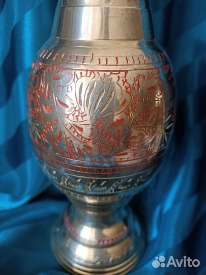 Ваза металлическая, Индия