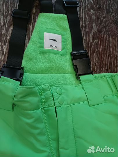 Новый демисезонный комбинезон Sinsay,134 р