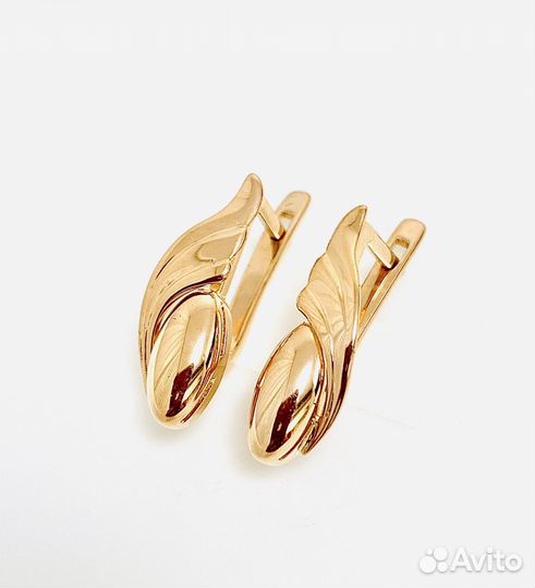 Золотые серьги