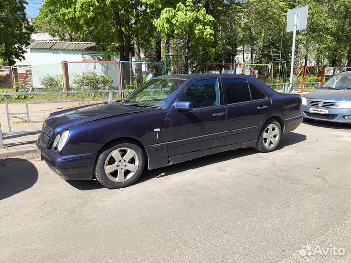 Mercedes-Benz E-класс 3.2 AT, 1996, 320 000 км