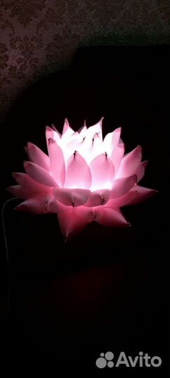 Светильник-лотос из изолона