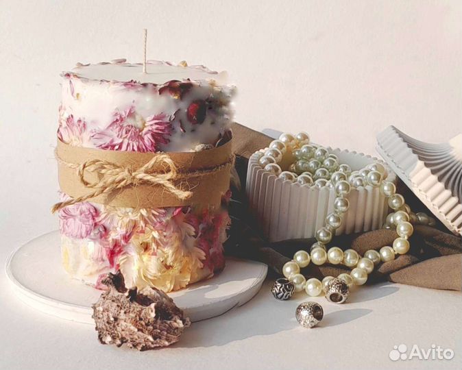 Ботанические соевые свечи с цветами