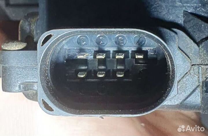 Замок двери правой задн. Audi A6 C5, A6 C5 Allroad